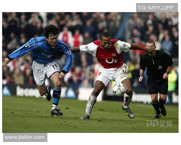 深圳排球队战术解析：聚焦团队协作与攻防策略的深度探讨